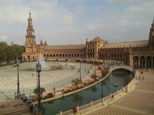 Andalusia (parte 3) : Siviglia, la Plaza de Espana, la Giralda, i polvorones e le tapas